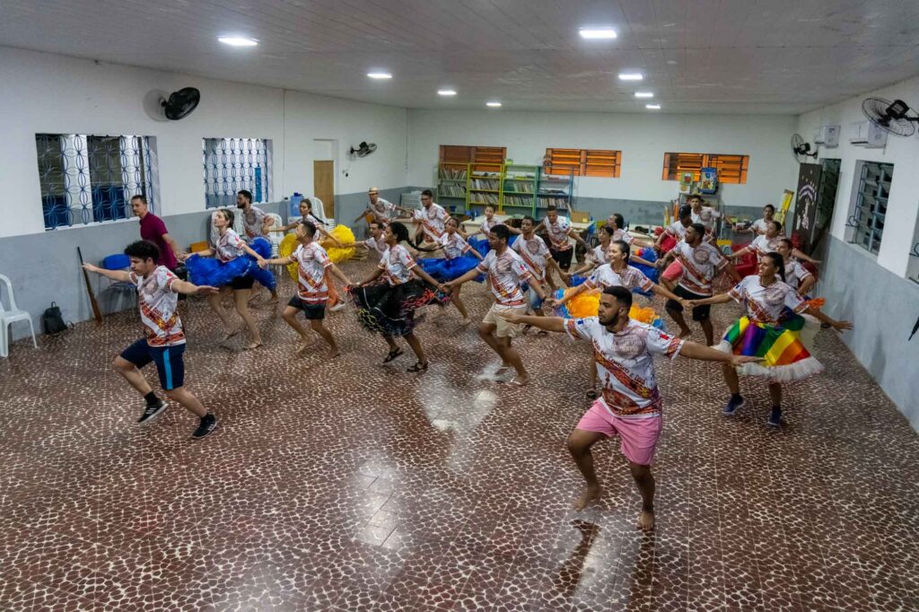 Cangaço Novo é um espetáculo de cultura pop no sertão